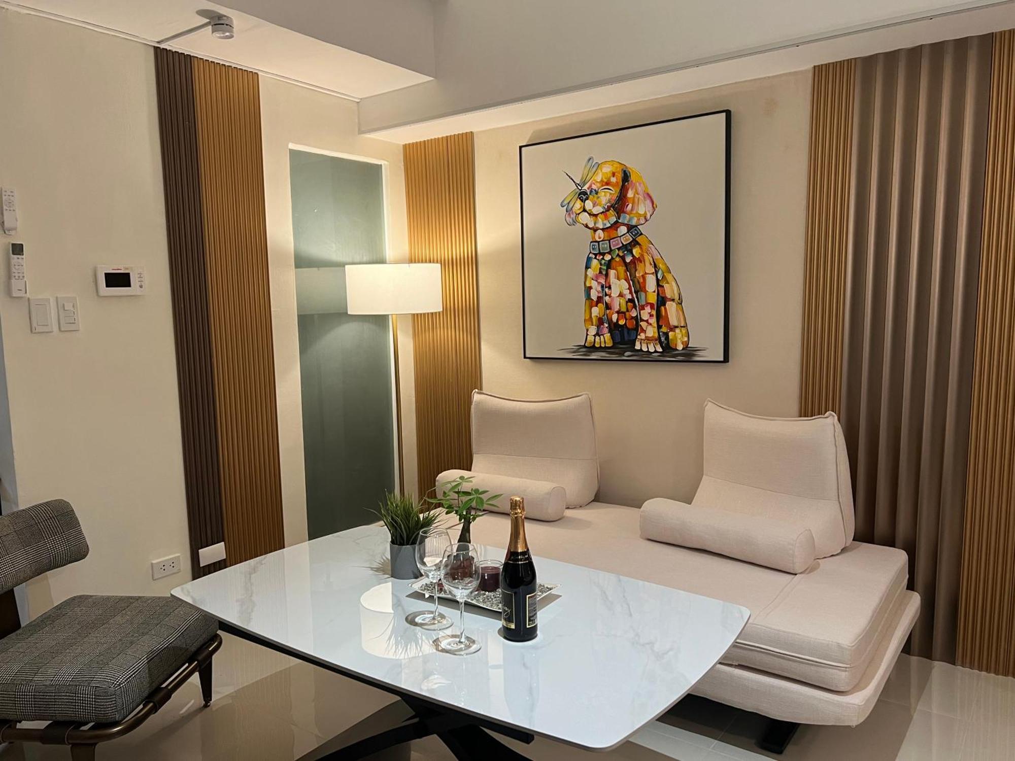 Luxurious European Style Penthouse Modern Apart Ment Cross City Of Dreams Okada Solaire Moa Airport Manila Eksteriør billede