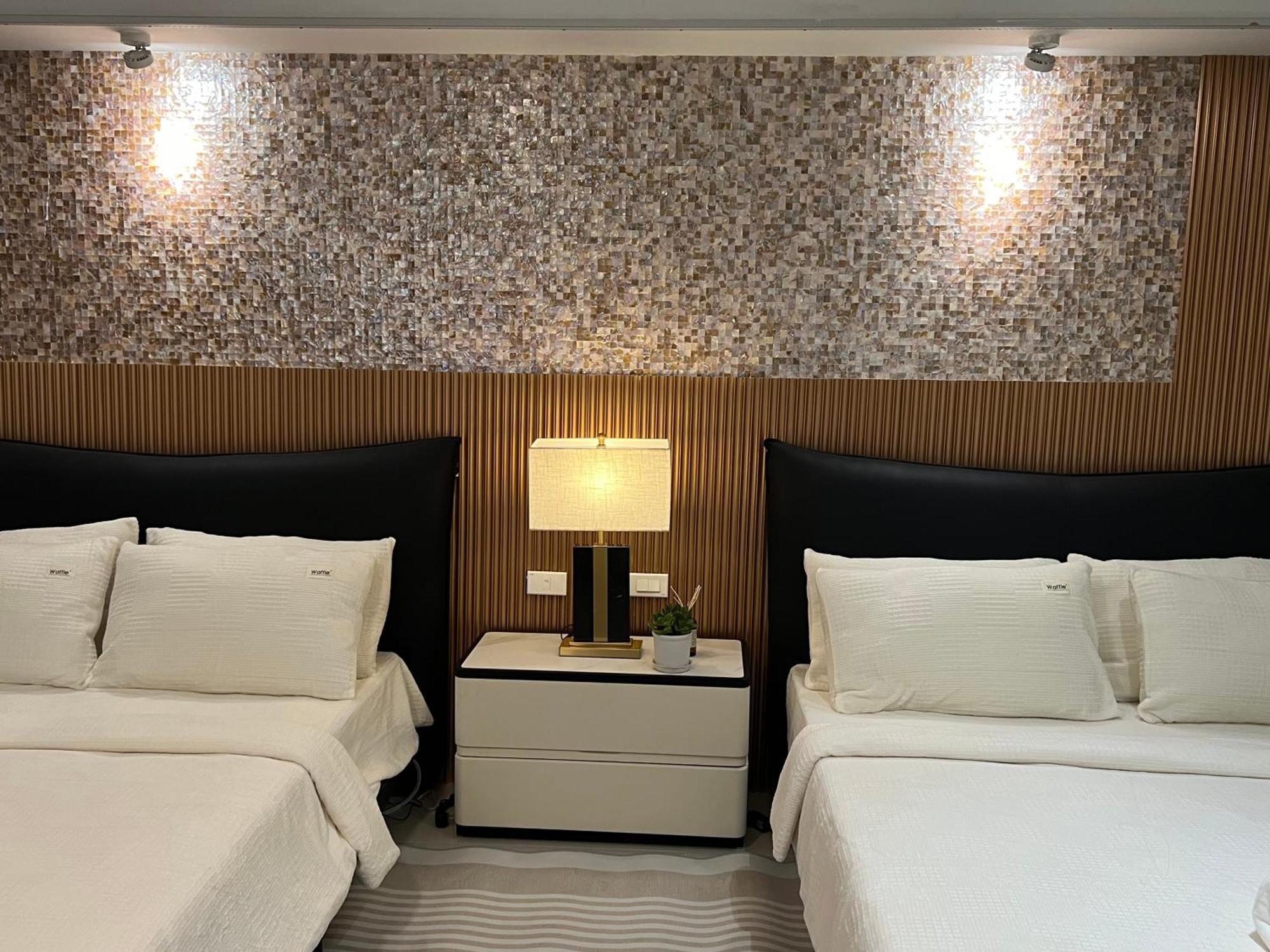 Luxurious European Style Penthouse Modern Apart Ment Cross City Of Dreams Okada Solaire Moa Airport Manila Eksteriør billede